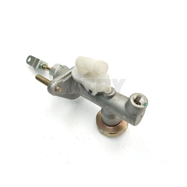 Clutch Master Cylinder For NISSAN ALMERA II (N16) 30610-5M067 30610-5M017 30610-5M00A 30610-5M007 30610-5M004