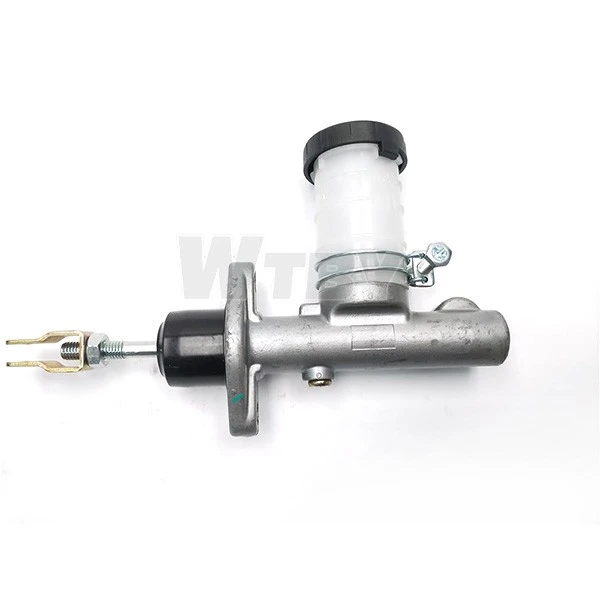 Clutch Master Cylinder For NISSAN