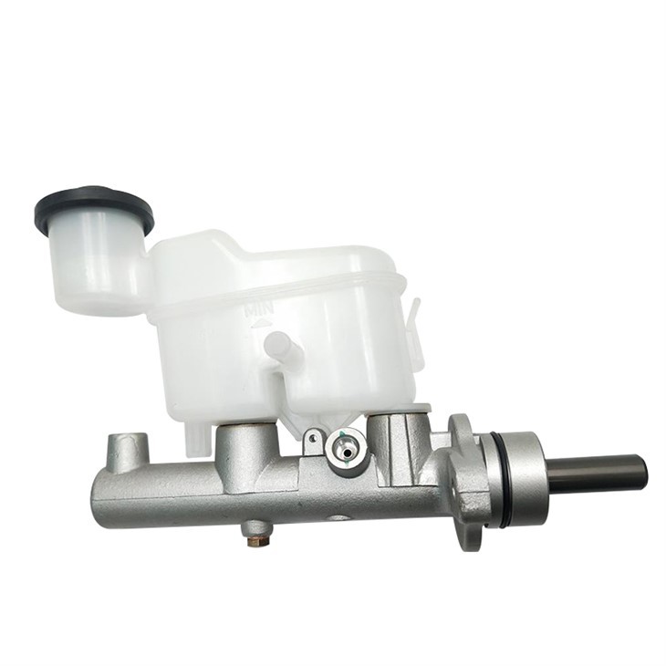 اسطوانة الفرامل الرئيسية لسيارة بيك اب تويوتا هايلكس السابع 2004-2015 472010K010 47201-0K010